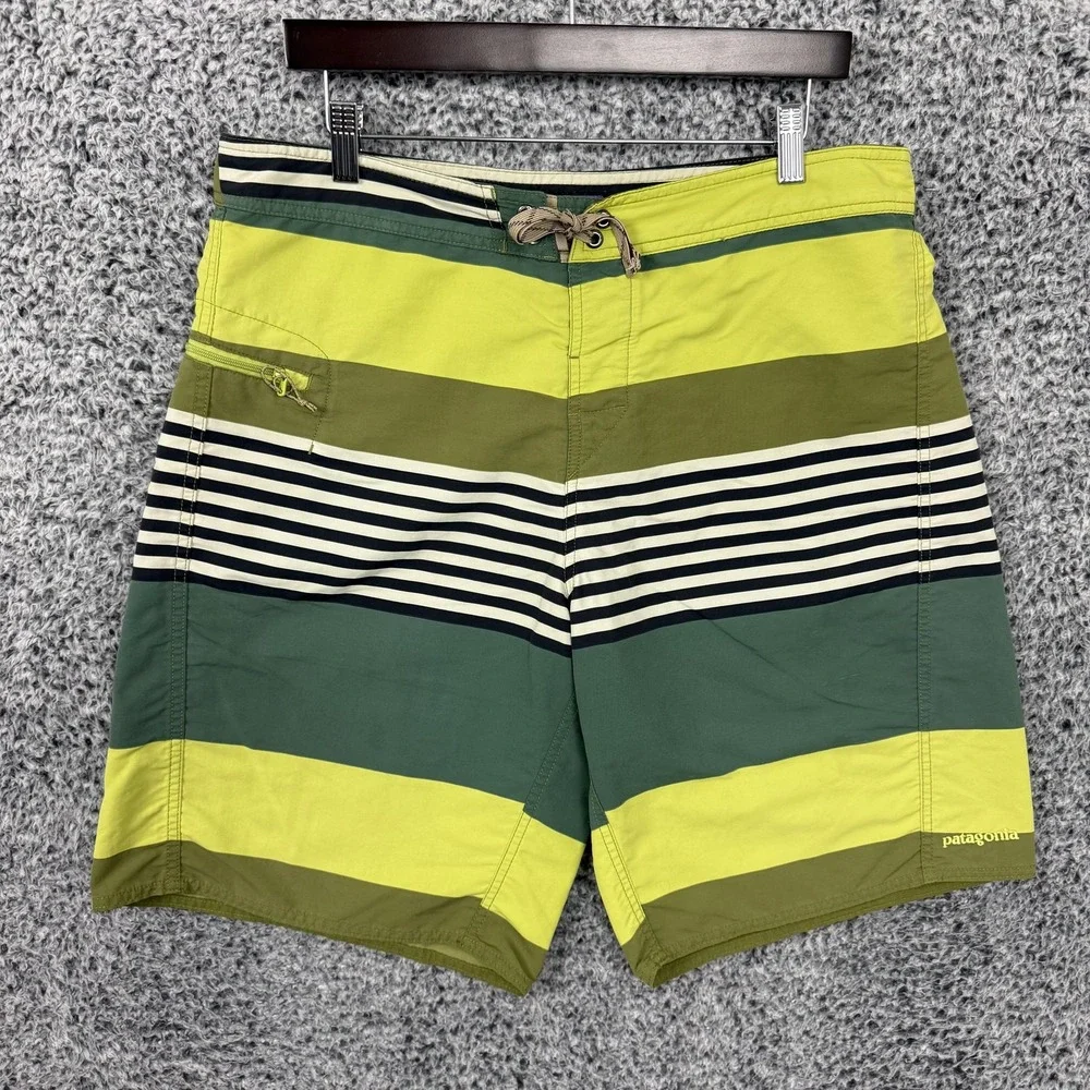 Patagonia Board Shorts Mens 36 Green Stripe Surf Swim Drawstring Zip Pocket